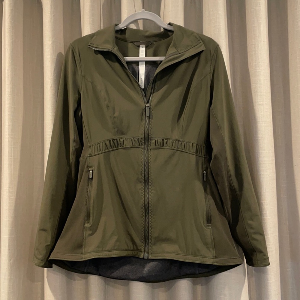 Green lululemon jacket